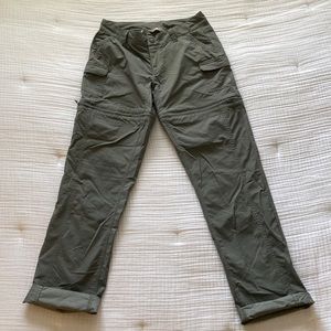 The North Face Slate Grey Hiking Zip Off-Convertible Pants/Shorts